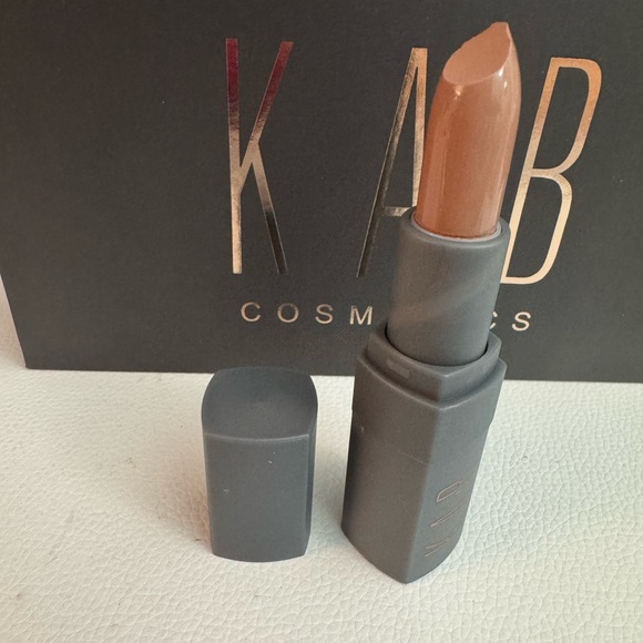 Amazon.com : KAB Cosmetics Lip Kit (Ready By 8) : Beauty  KAB Cosmetics Ready By 8 lip set